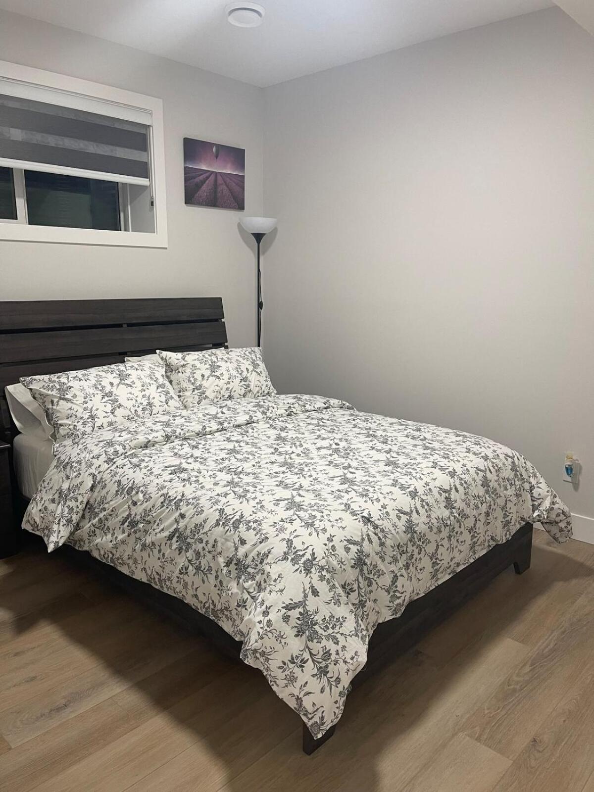 The Uplanders - Private Apartment Edmonton
